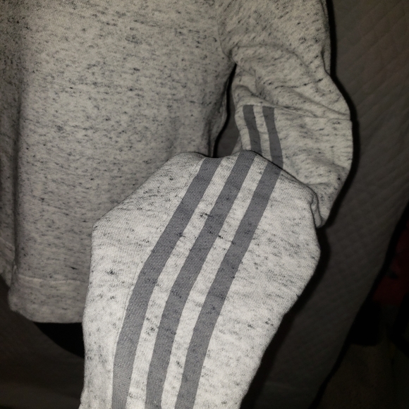 Adidas crop sweater - Picture 13 of 13
